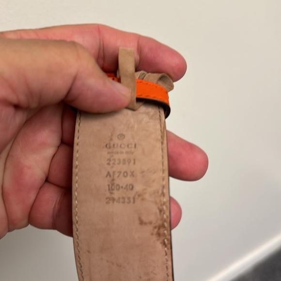 Authentic Gucci Interlocking GG logo Orange leather 100/40 - Picture 5 of 8